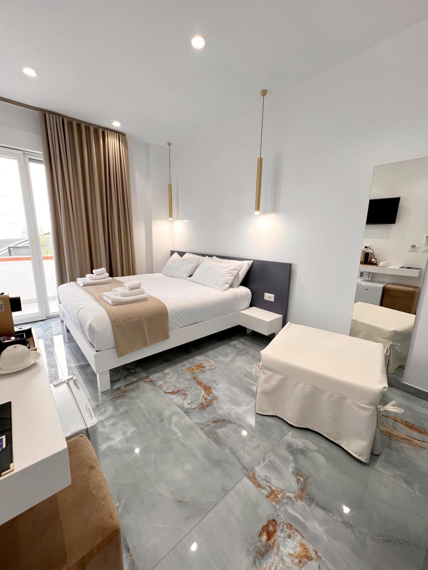 Suite 14 斯卡莱阿 外观 照片